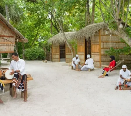 TOURISM EXPERIENCES (1)